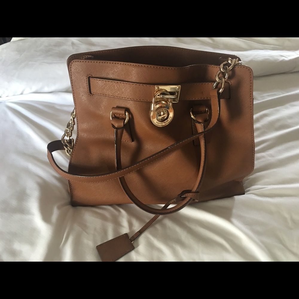 MK PURSE